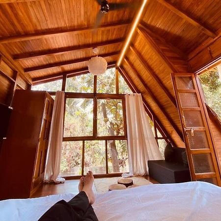 Mangifera Treehouse-Elixir Beach Farm-Jacuzzi-Cozy Villa Alībāg Dış mekan fotoğraf