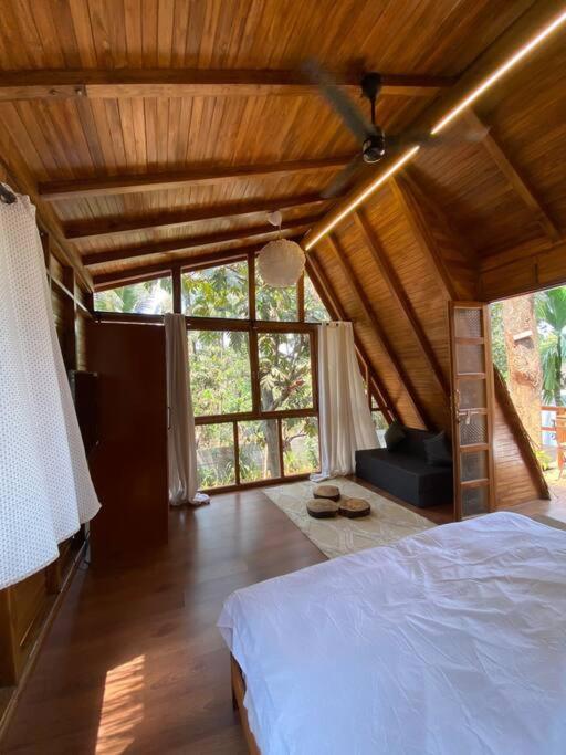 Mangifera Treehouse-Elixir Beach Farm-Jacuzzi-Cozy Villa Alībāg Dış mekan fotoğraf